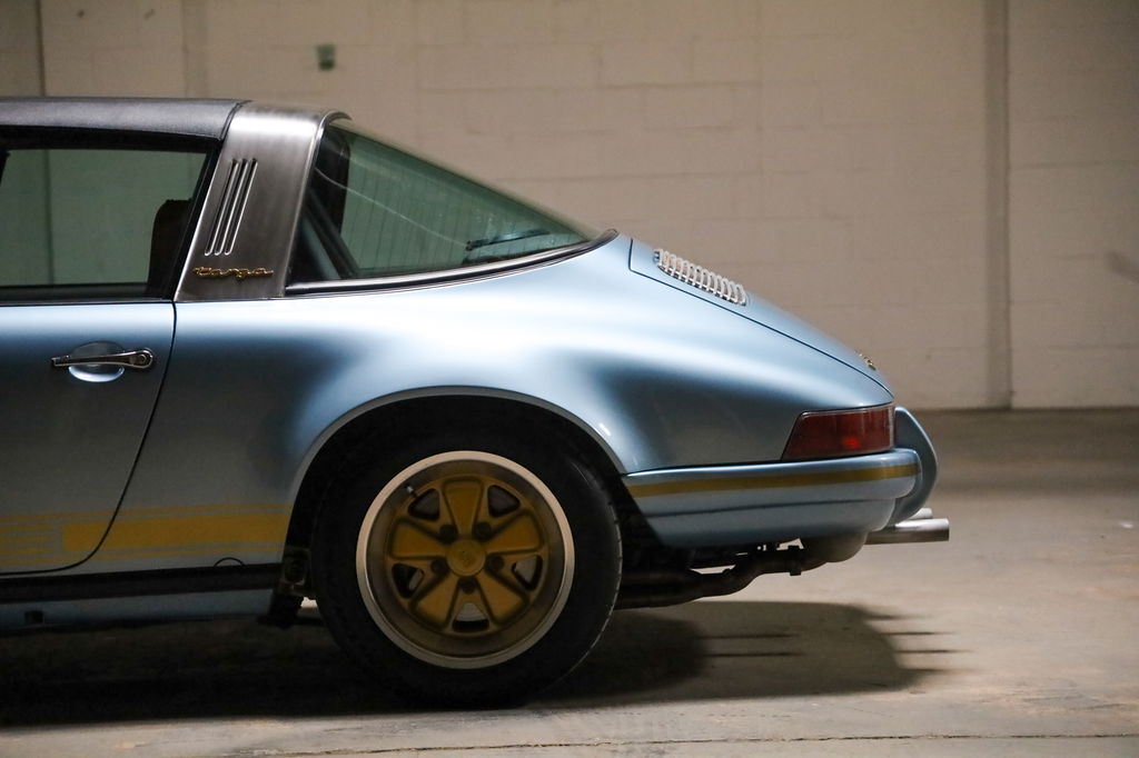 Porsche 911 Backdate