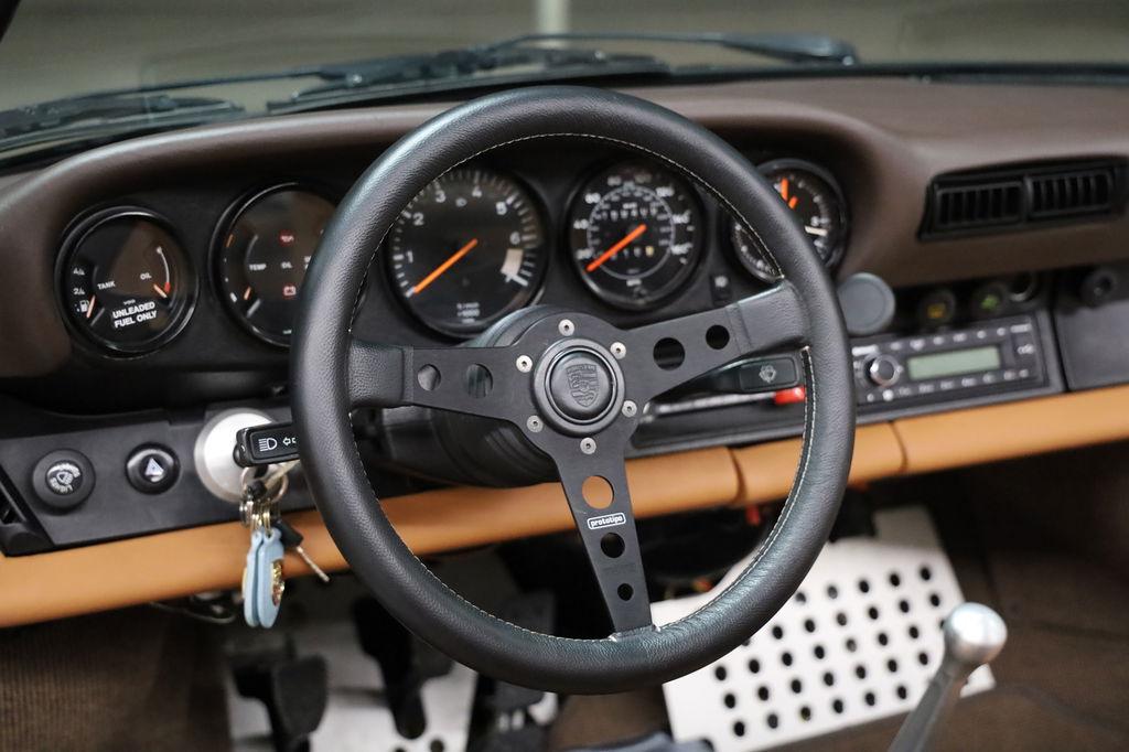 Porsche 911 Backdate