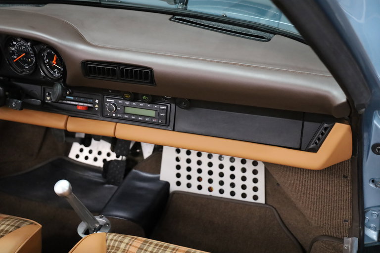 Porsche 911 Backdate