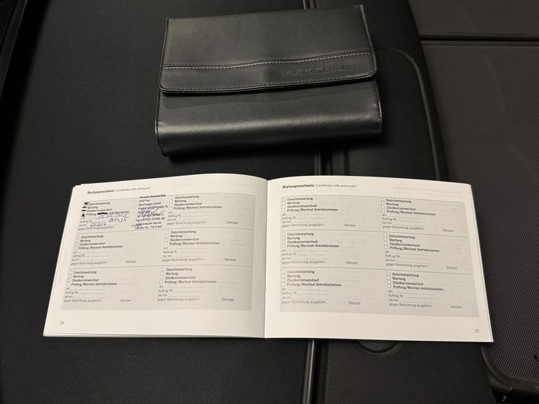 Porsche 997.2 Carrera GTS