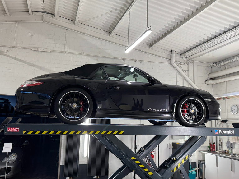 Porsche 997.2 Carrera GTS