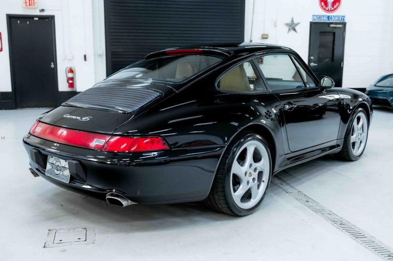 Porsche 993 Carrera 4S