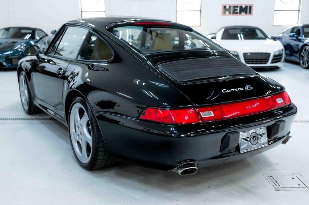 Porsche 993 Carrera 4S
