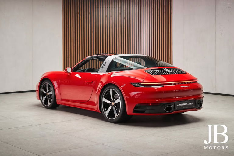 Porsche 992 Targa 4