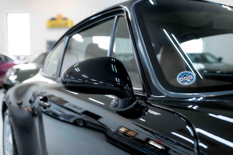 Porsche 993 Carrera 4S