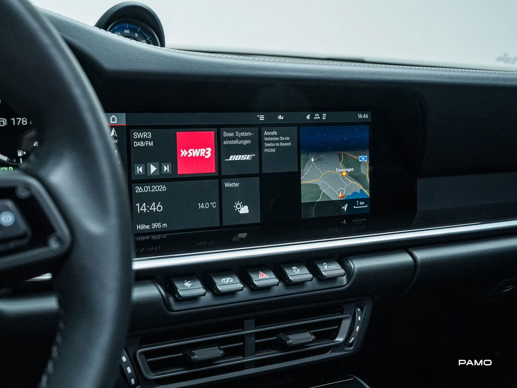 Porsche 992 Carrera 4S