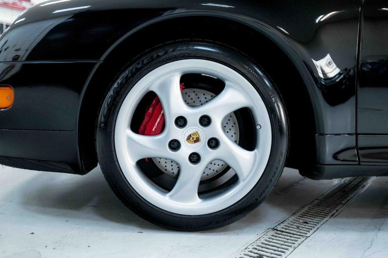 Porsche 993 Carrera 4S