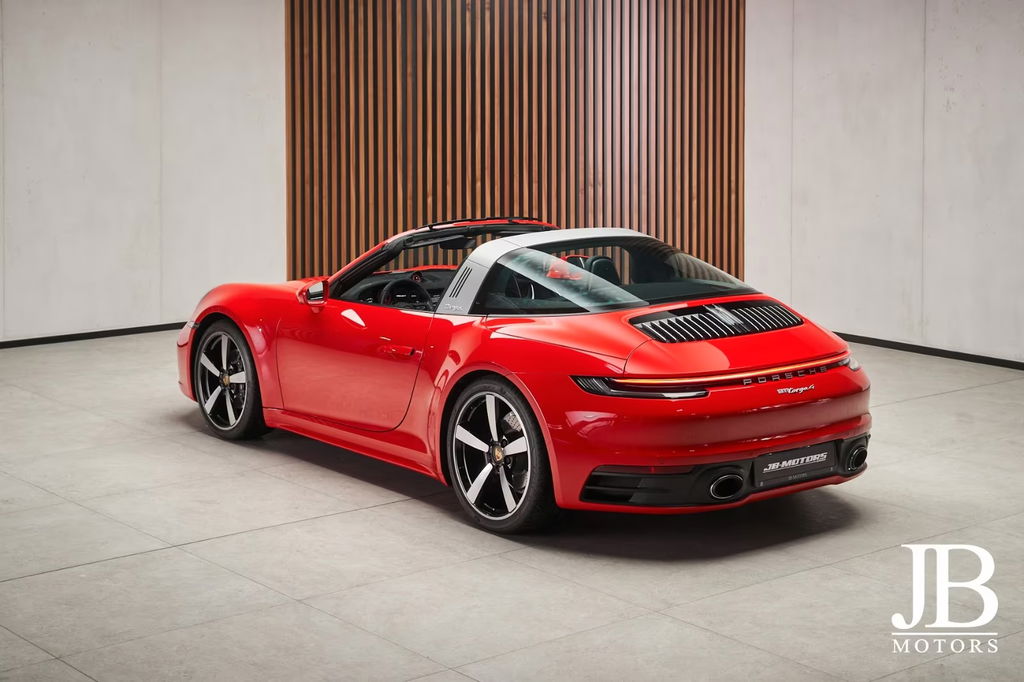 Porsche 992 Targa 4