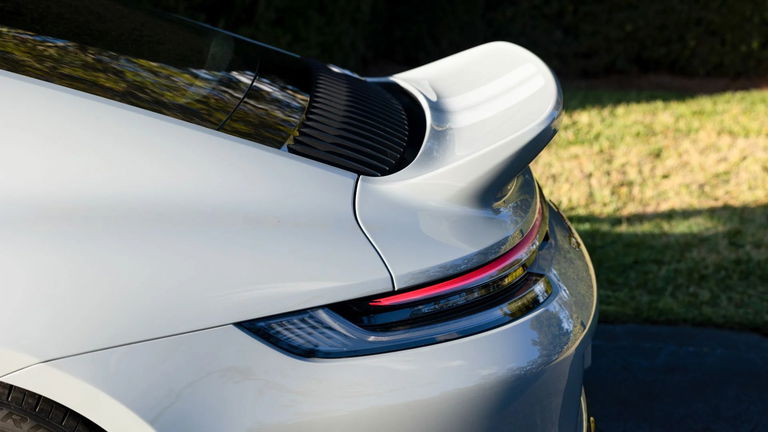 Porsche 992 Sport Classic