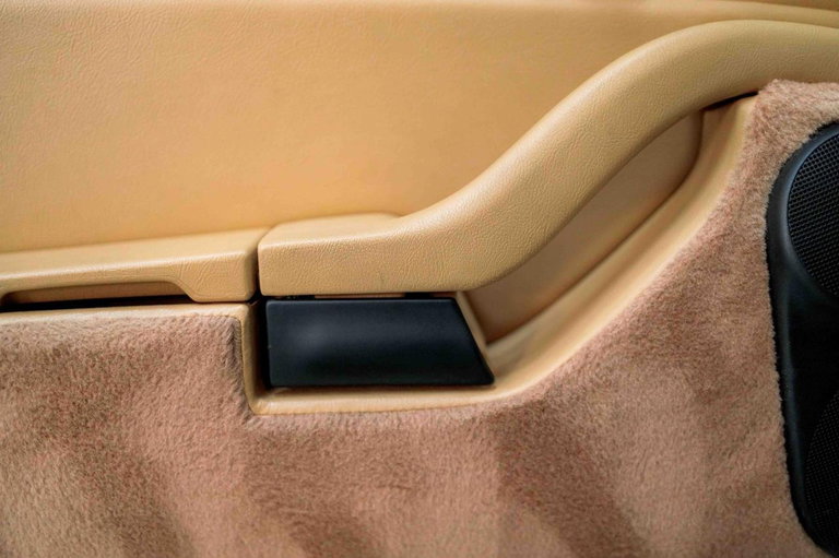 Porsche 993 Carrera 4S