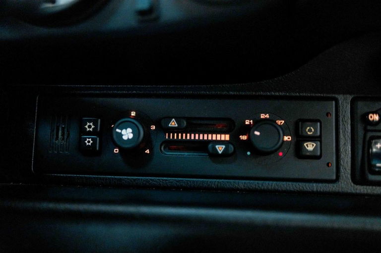 Porsche 993 Carrera 4S