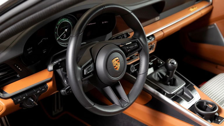 Porsche 992 Sport Classic