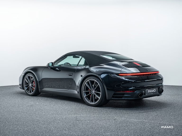 Porsche 992 Carrera 4S