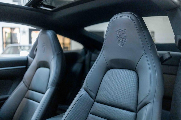 Porsche 992 Carrera S