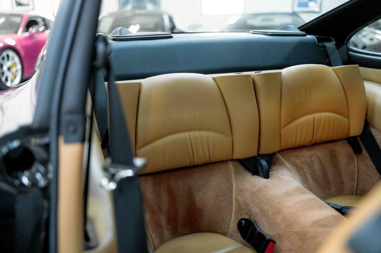 Porsche 993 Carrera 4S