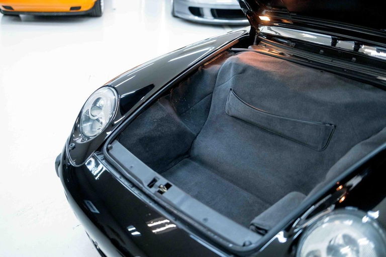 Porsche 993 Carrera 4S