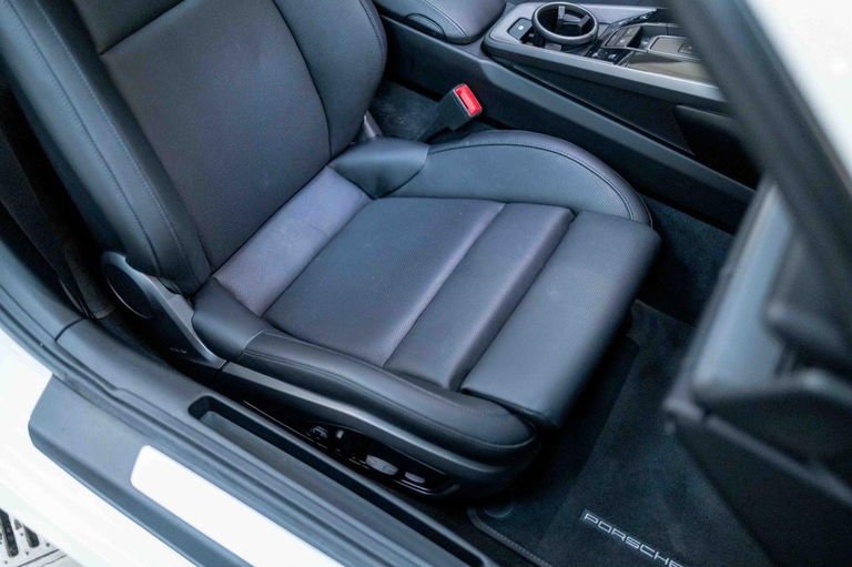 Porsche 992 Carrera S