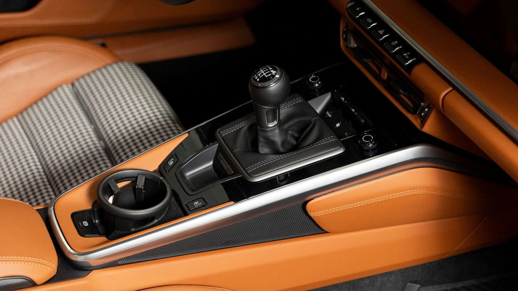 Porsche 992 Sport Classic