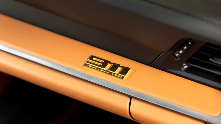 Porsche 992 Sport Classic