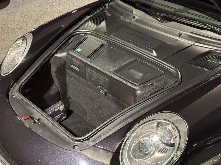 Porsche 997.2 Carrera GTS