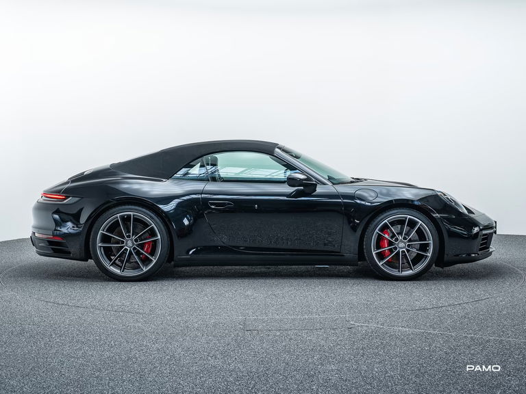Porsche 992 Carrera 4S