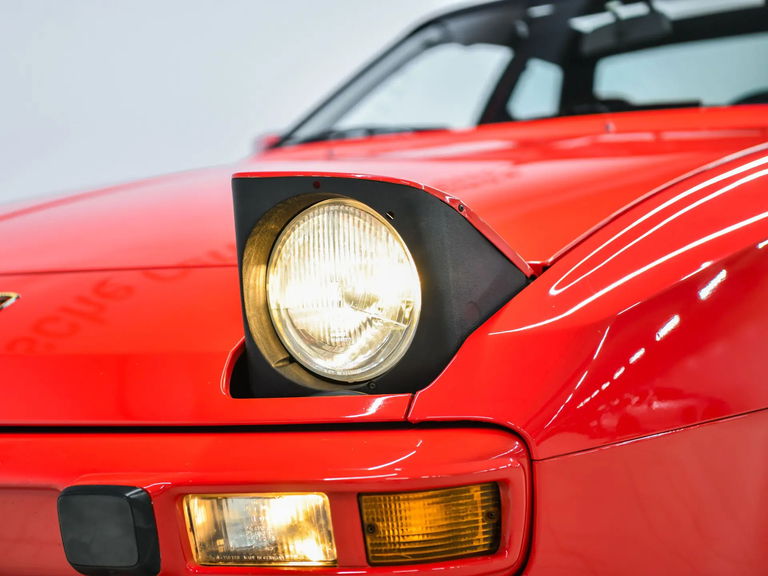 Porsche 944 Coupé