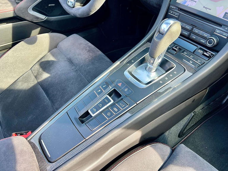 Porsche 991.2 Carrera GTS