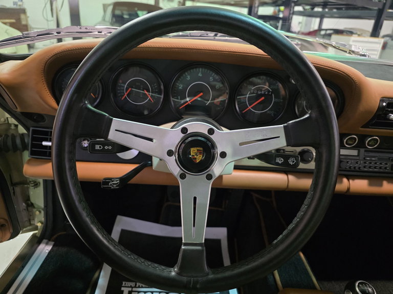 Porsche 911 Backdate