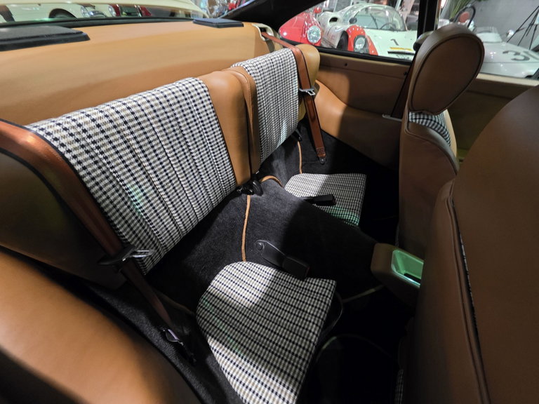 Porsche 911 Backdate