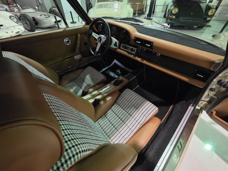 Porsche 911 Backdate