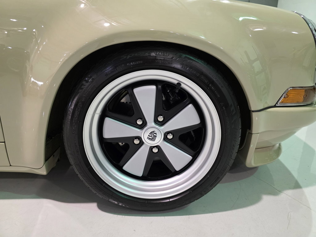Porsche 911 Backdate