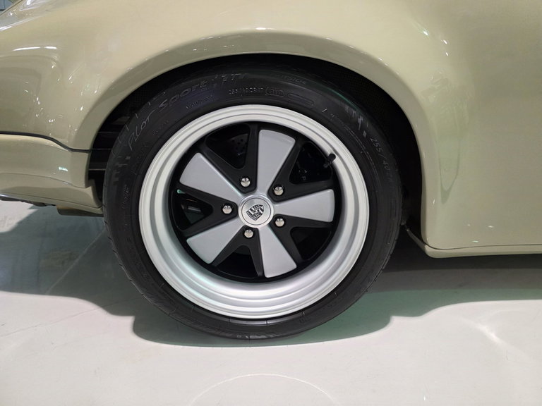 Porsche 911 Backdate