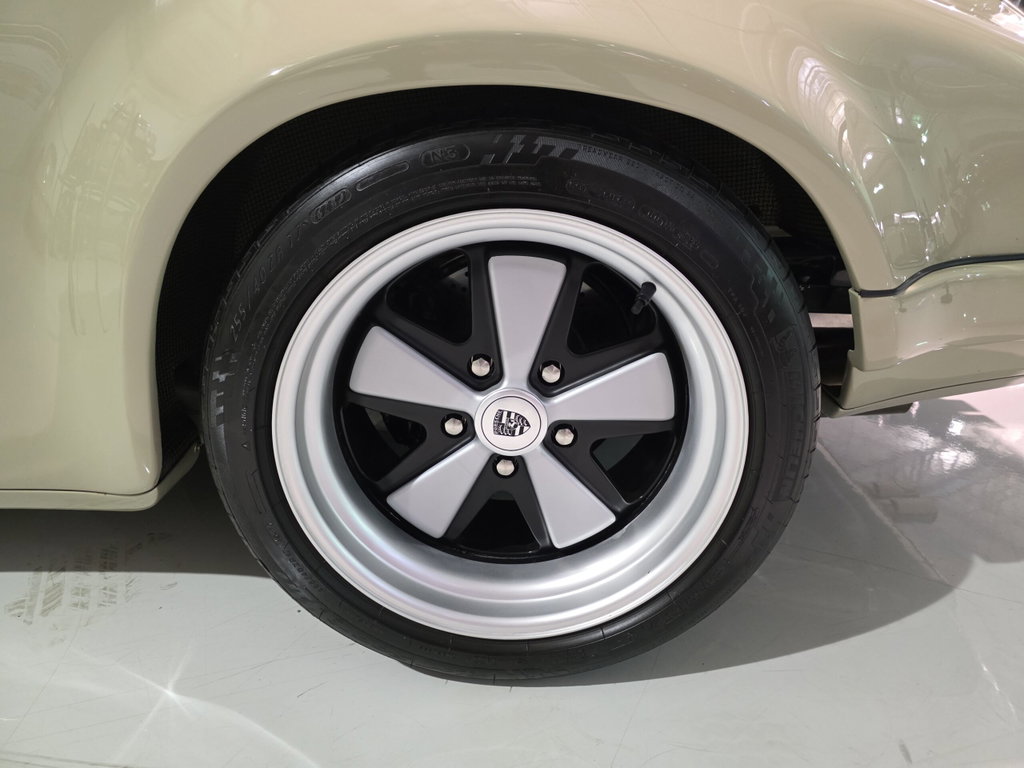 Porsche 911 Backdate