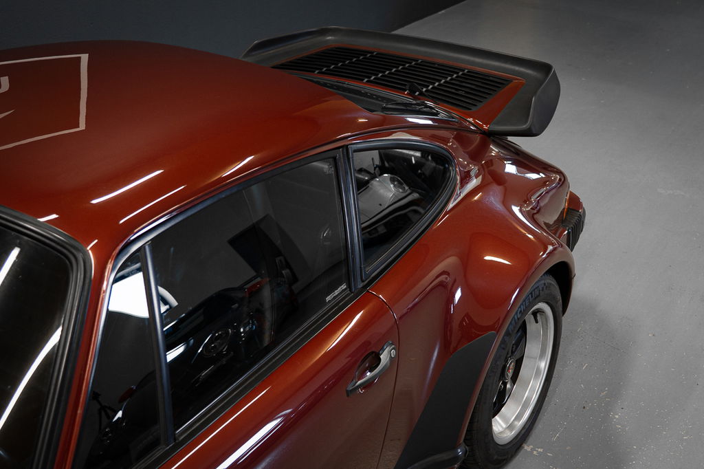 Porsche 911 Turbo 3.3