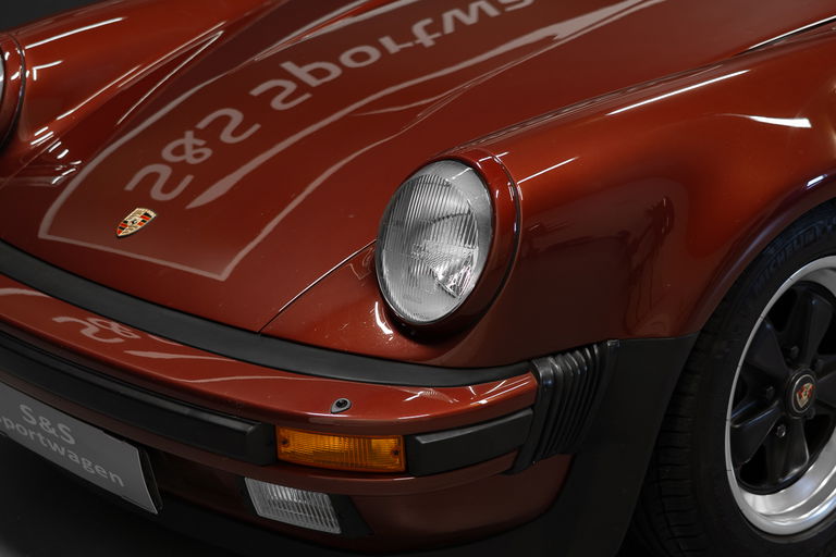 Porsche 911 Turbo 3.3