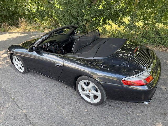 Porsche 996.2 Carrera 4