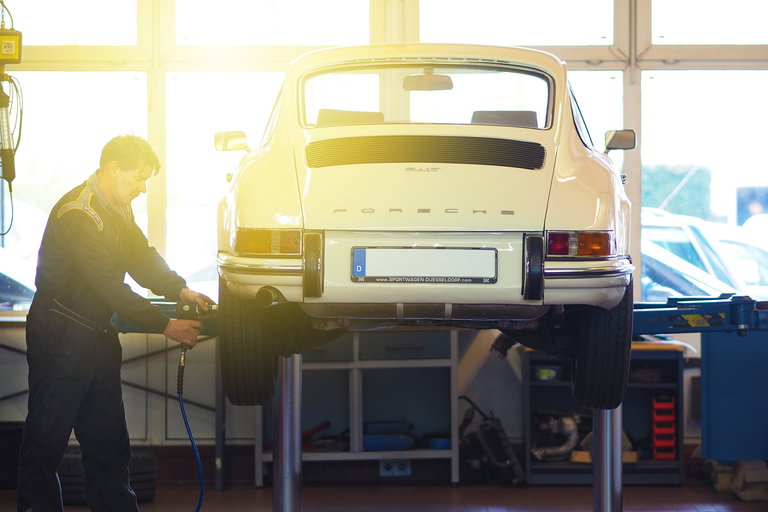 Porsche 911 S (F-Modell)