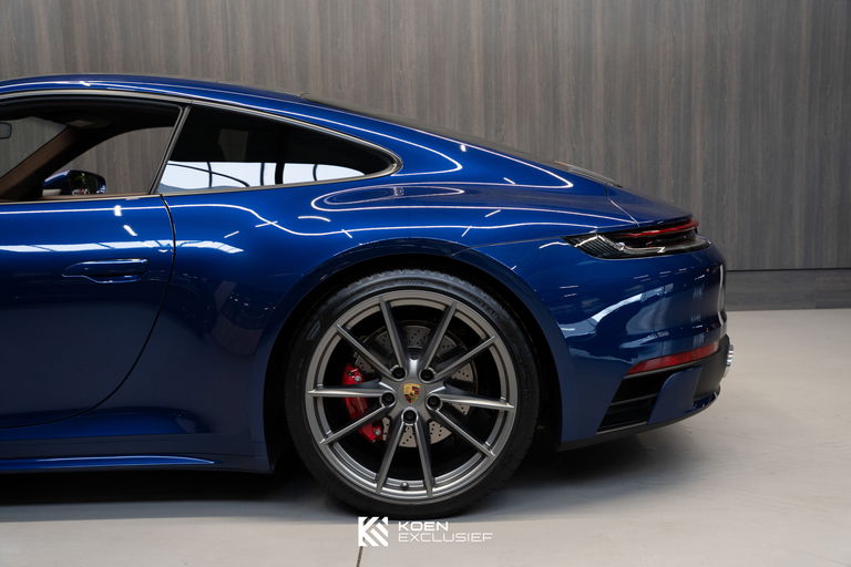Porsche 992 Carrera 4S