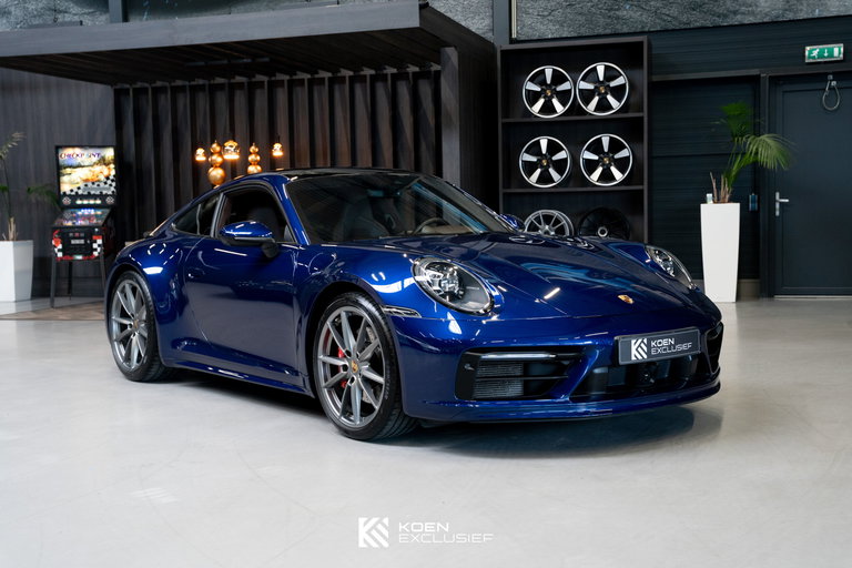 Porsche 992 Carrera 4S