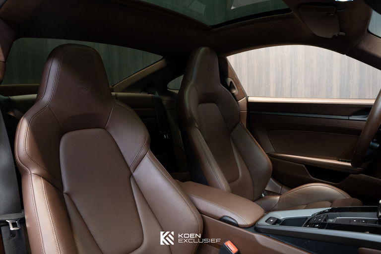 Porsche 992 Carrera 4S