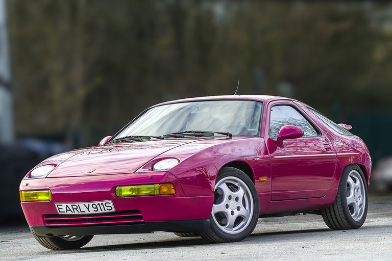 Porsche 928 GT