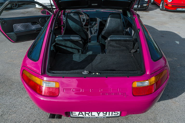 Porsche 928 GT