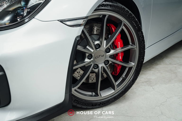 Porsche 981 Cayman GT4