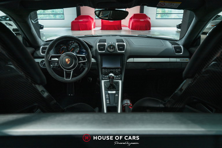 Porsche 981 Cayman GT4