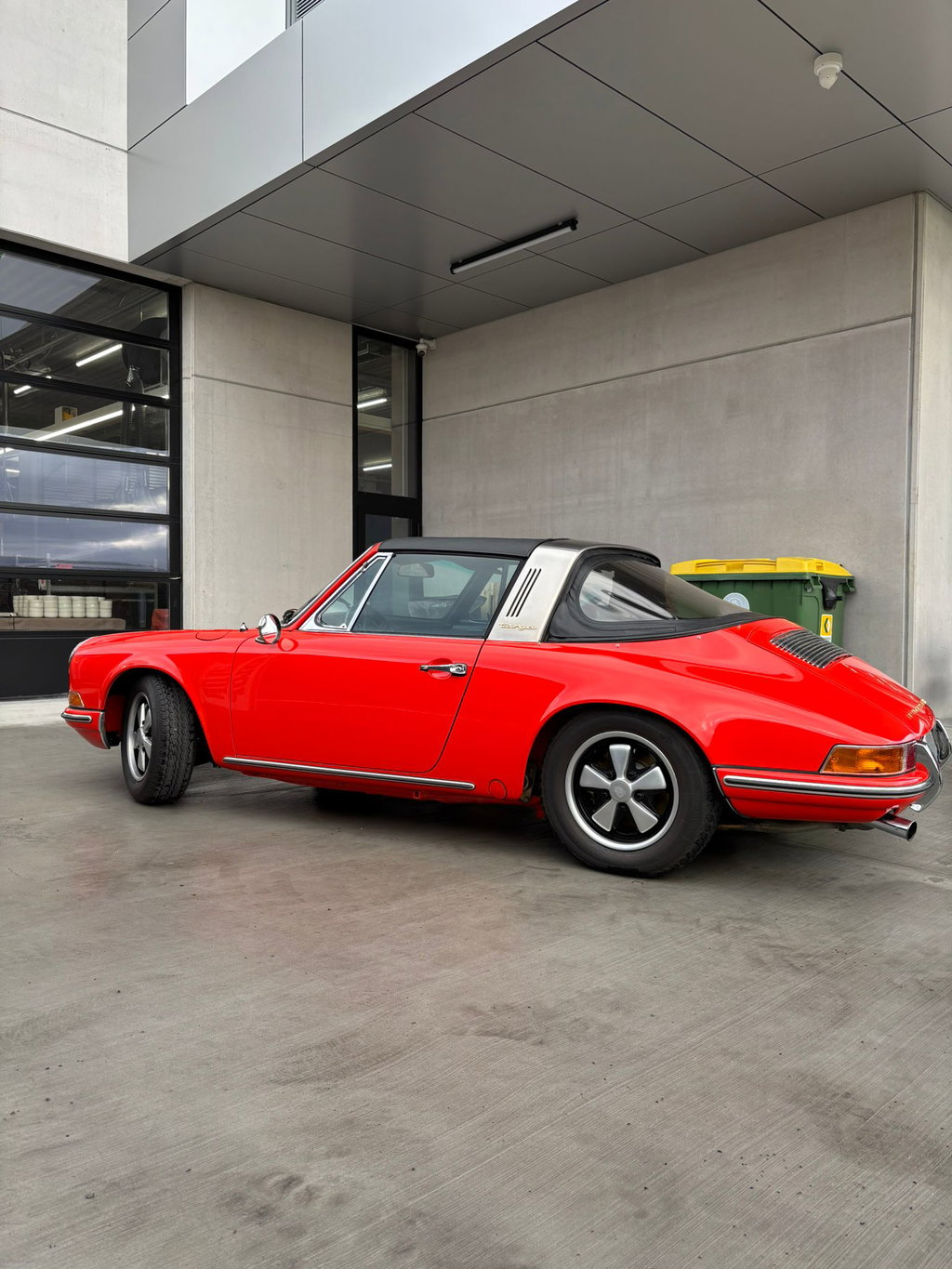 Porsche 911 T