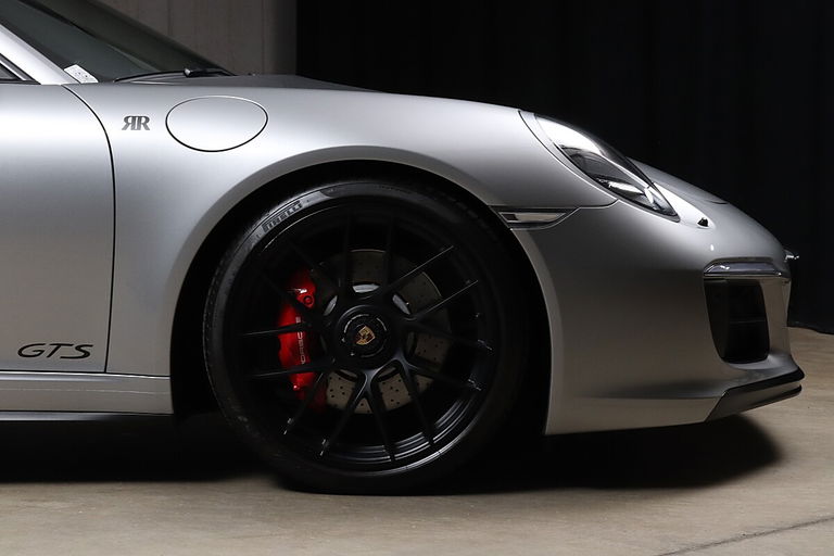 Porsche 991.2 Carrera GTS