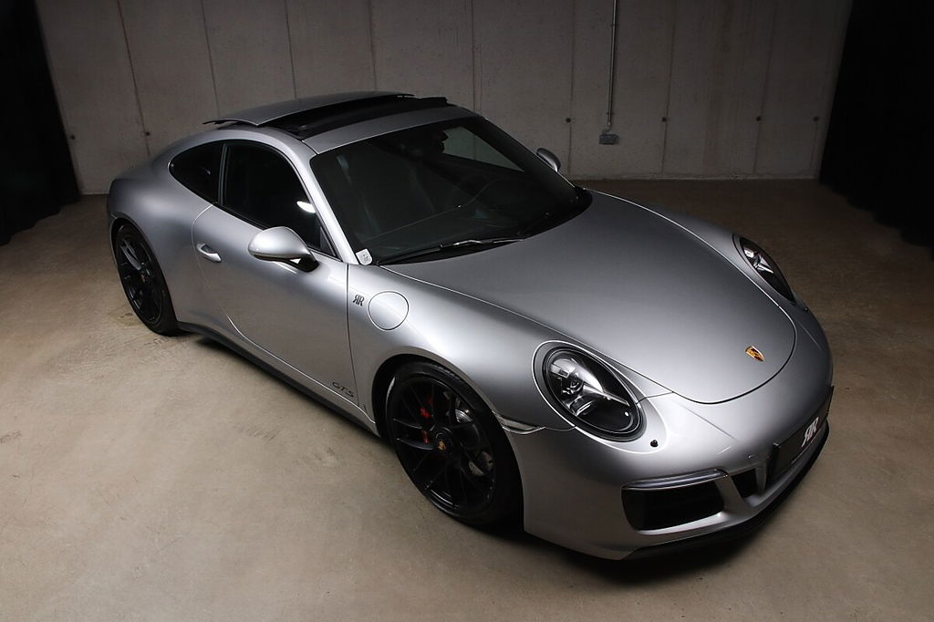Porsche 991.2 Carrera GTS