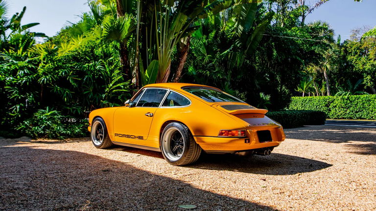 Porsche 911 Reimagined by Singer