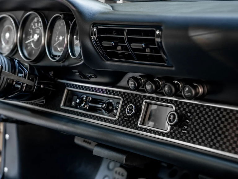 Porsche 911 Reimagined by Singer