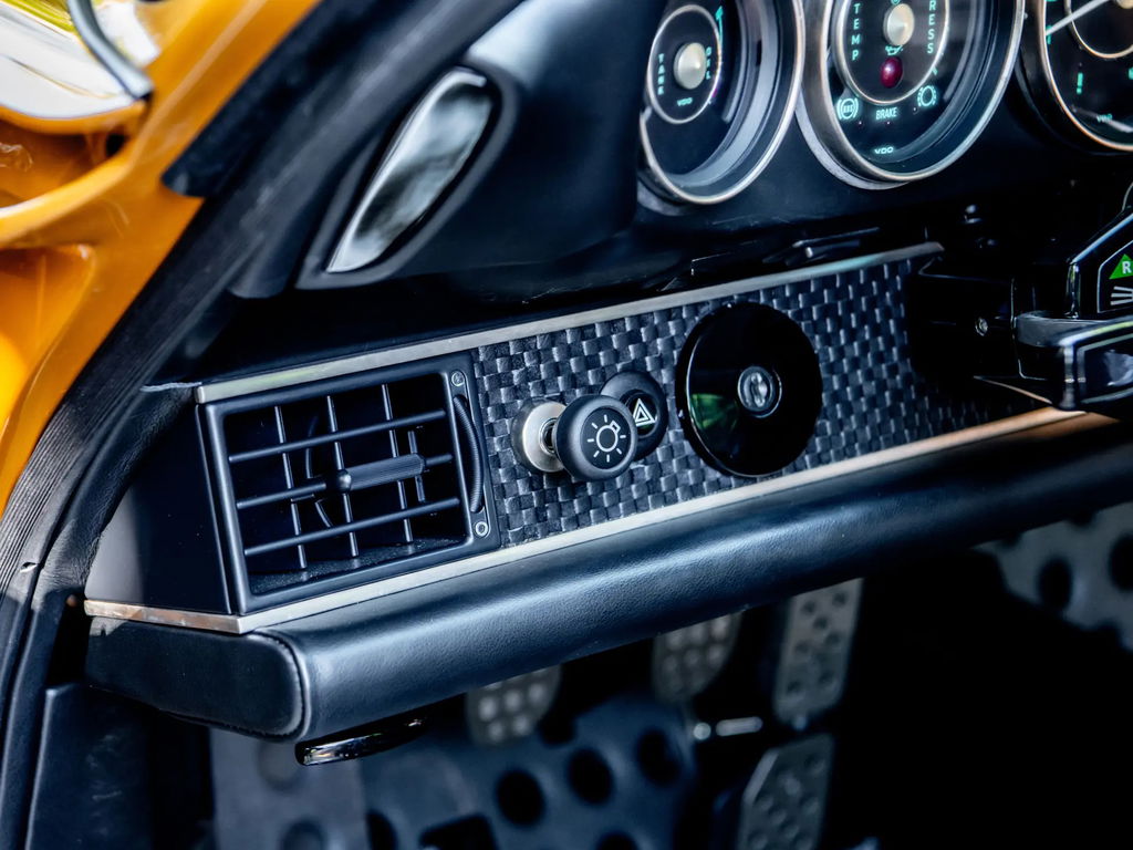 Porsche 911 Reimagined by Singer